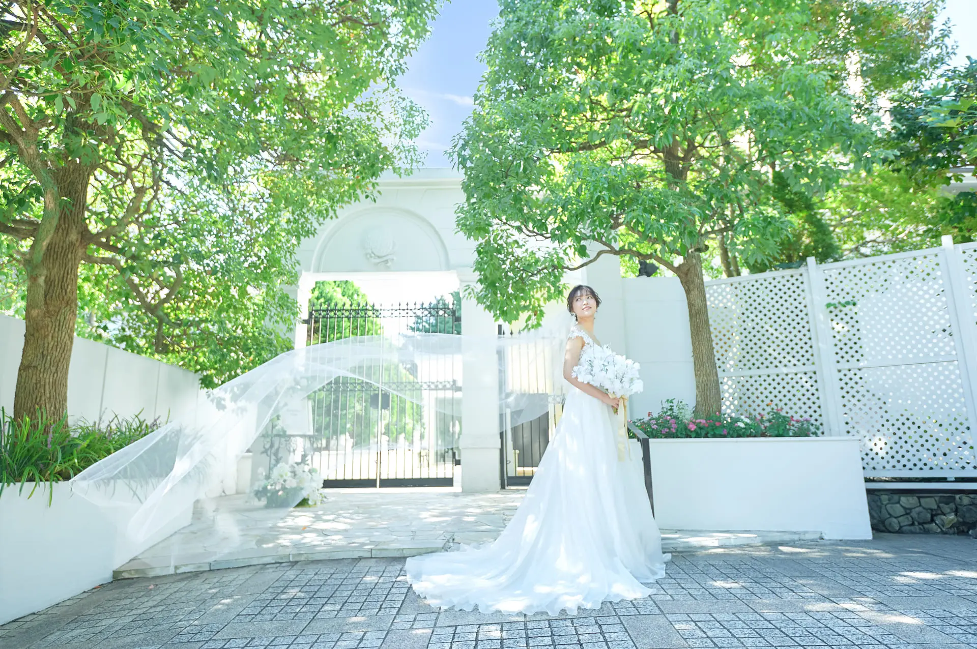 婚姻届を手元に残すには？記念になるアイデアや写真の残し方を解説