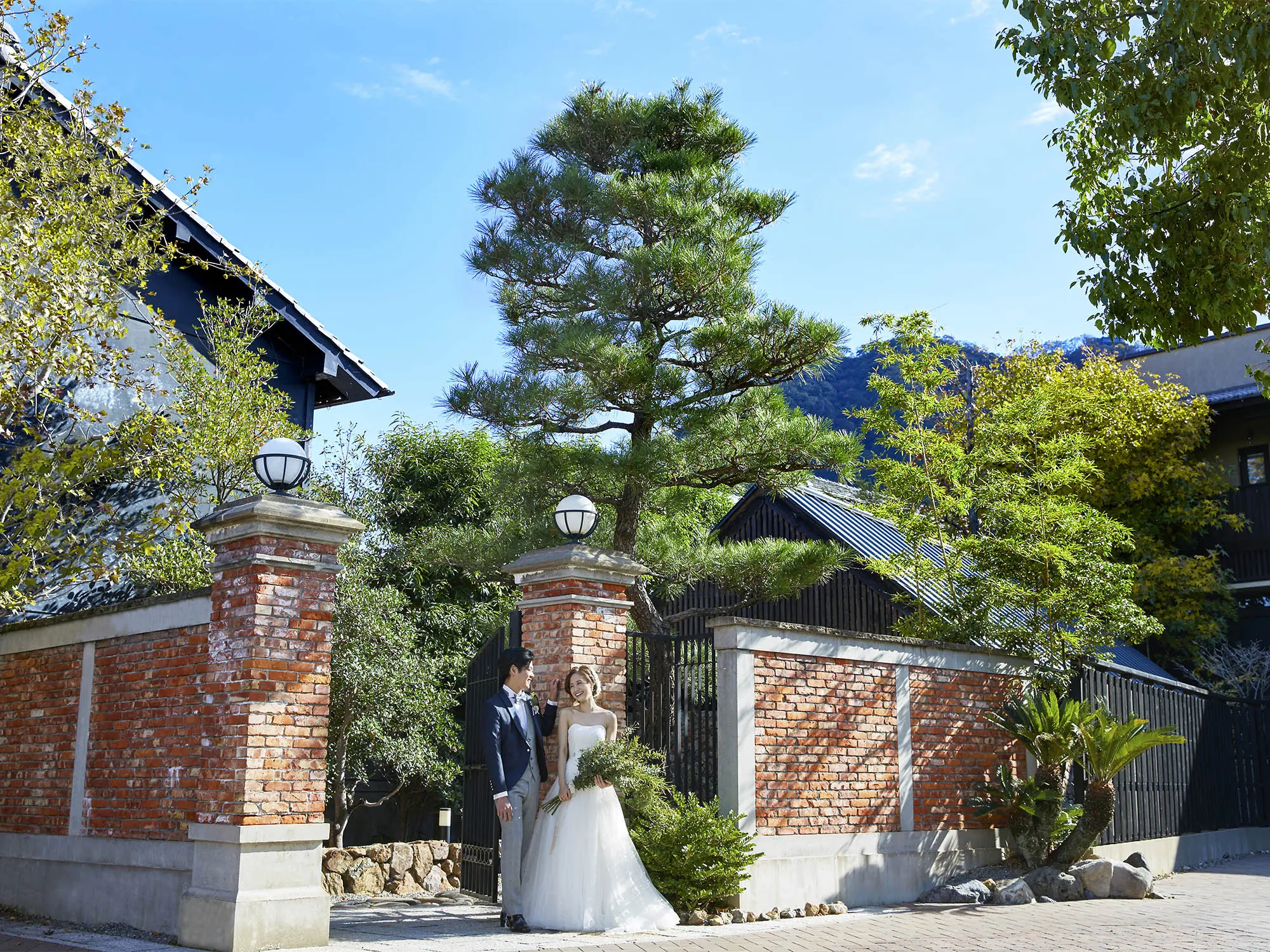 昔ながらの日本家屋が軒を連ねる川原町でのロケーション撮影も好評